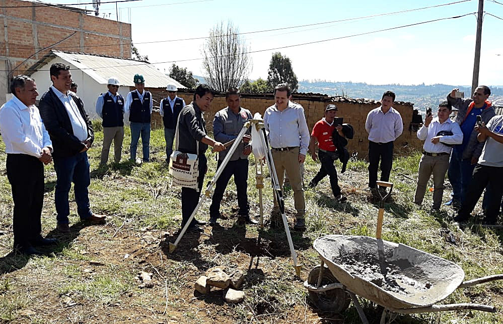 Colocación de la primera piedra en Chachapoyas